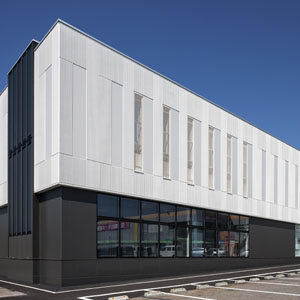 八十二銀行岡谷支店