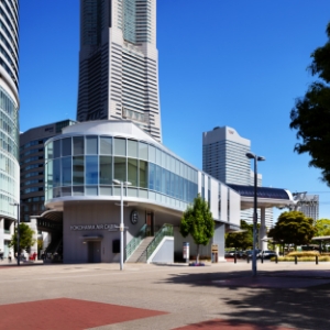 YOKOHAMA AIR CABIN 【桜木町駅】